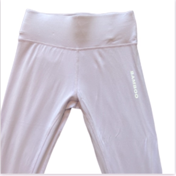 Bamboo Minimalist Legging - Picture 2 of 3